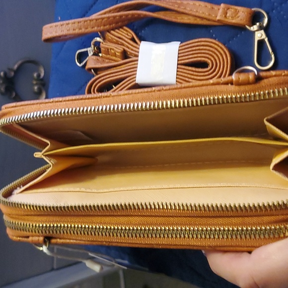 Wallet - Picture 5 of 8